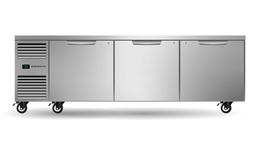 SKOPE – Three Solid Door Underbench GN2/1 Fridge PG21.UBR.3.SD