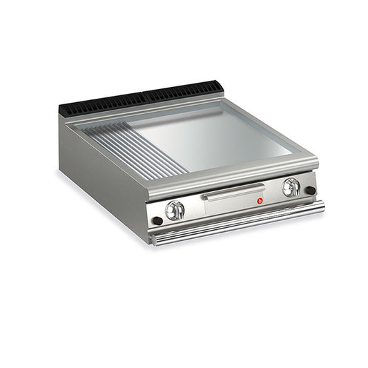 2 Burner Gas Fry Top with 2/3 Smooth 1/3 Ribbed Chrome Plate and Thermostat Control Q90FTT/G825