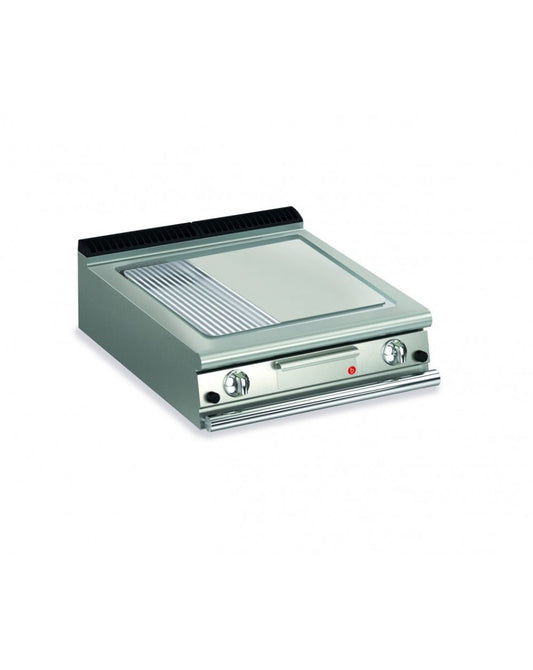 2 Burner Electric Fry Top with 2/3 Smooth 1/3 Ribbed Mild Steel Plate and Thermostat Control Q70SFT/E820