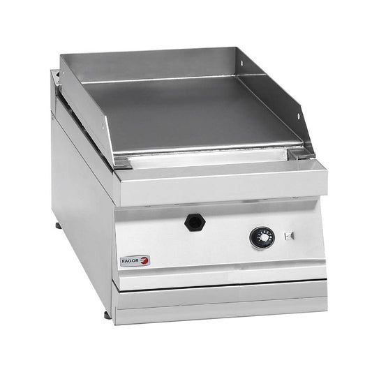 Ex-showroom: Fagor 700 series natural gas mild steel 1 zone fry top - FTG7-05L-VIC980