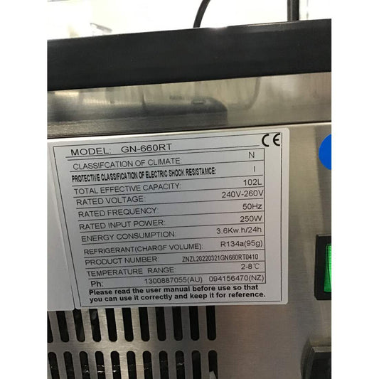 2NDs: Counter Top Square Glass Cold Food Display GN-660RT-VIC178