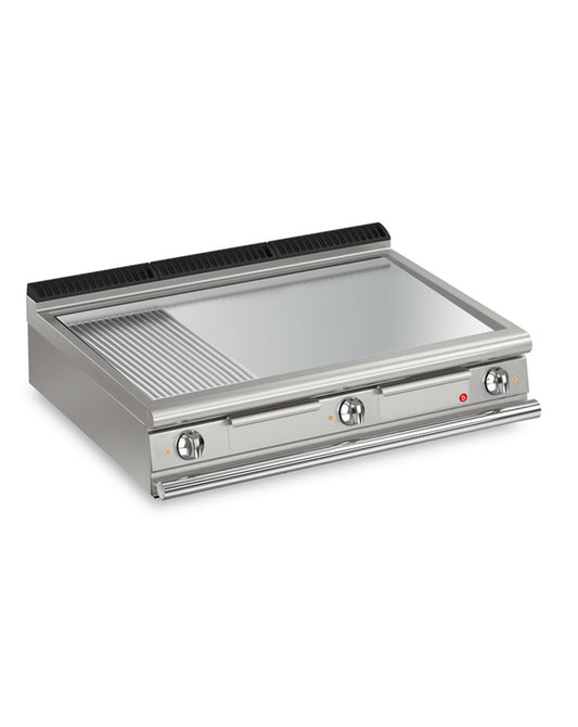 3 Burner Electric Fry Top with 2/3 Smooth 1/3 Ribbed Chrome Plate and Thermostat Control Q90FT/E1225