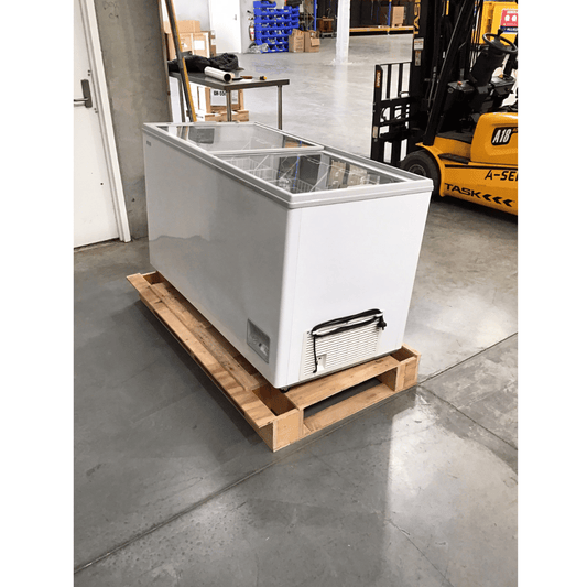 2NDs: Thermaster Heavy Duty Chest Freezer with Glass Sliding Lids - WD-400F-SA8-Jun