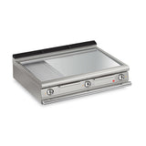 3 Burner Electric Fry Top with 2/3 Smooth 1/3 Ribbed Chrome Plate and Thermostat Control Q70FT/E1225