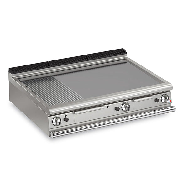 3 Burner Gas Fry Top with 2/3 Smooth 1/3 Ribbed Mild Steel Plate and Thermostat Control Q70FTT/G1220