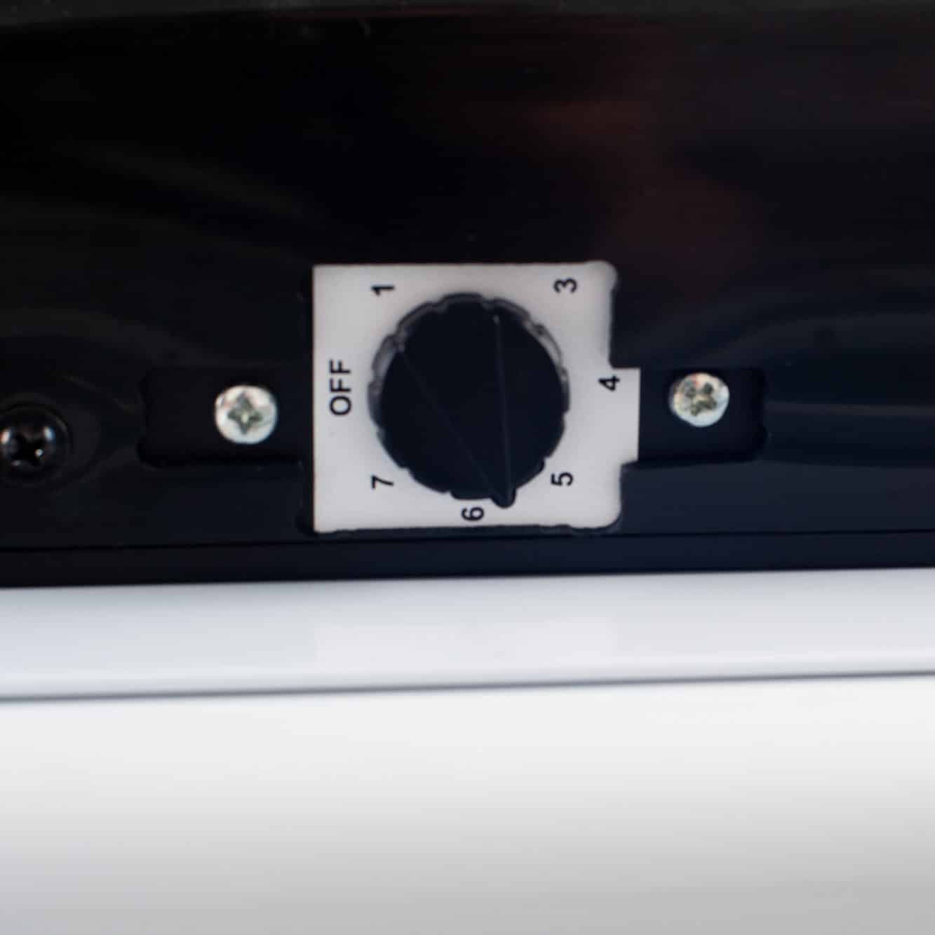 Upright Freezer - 300L - 1 Door - Solid