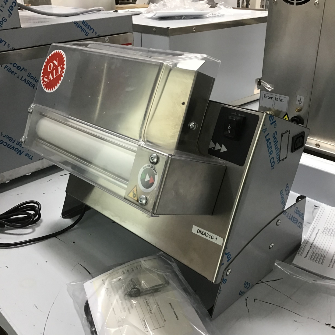 Ex-Showroom: Pizza Dough Roller - DMA310-1-VIC1022