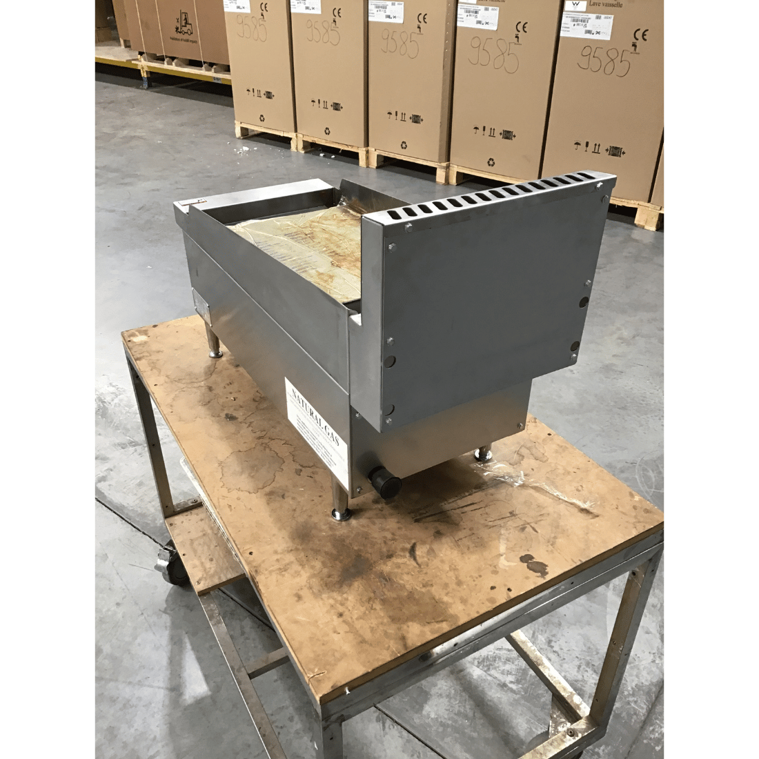Ex-Showroom: Gasmax One burner NG Griddle Top - GG-12-SA7-Feb