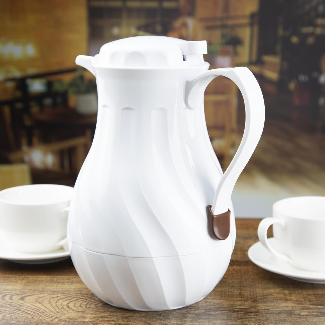 Olympia Insulated Swirl Jug White - 2Ltr