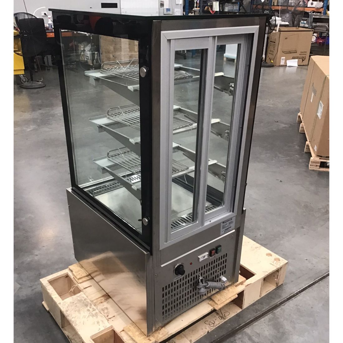 2NDs: Bonvue Heated Food Display - H-SL820V-NSW2112