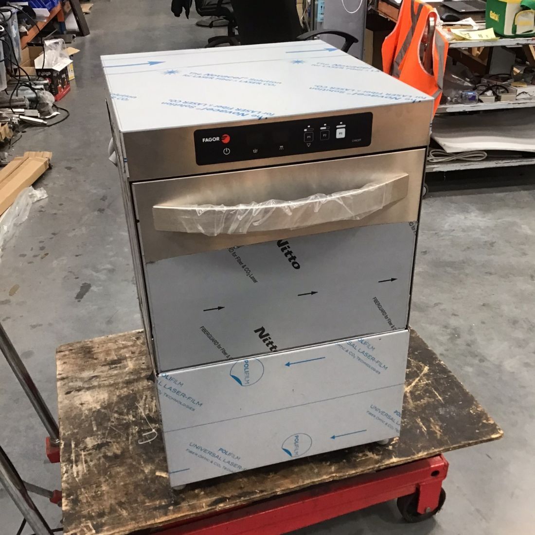 2NDs: Fagor EVO-CONCEPT glass washer with drain pump and detergent & rinse dispenser cold rinse - CO-402BDD-NSW2092