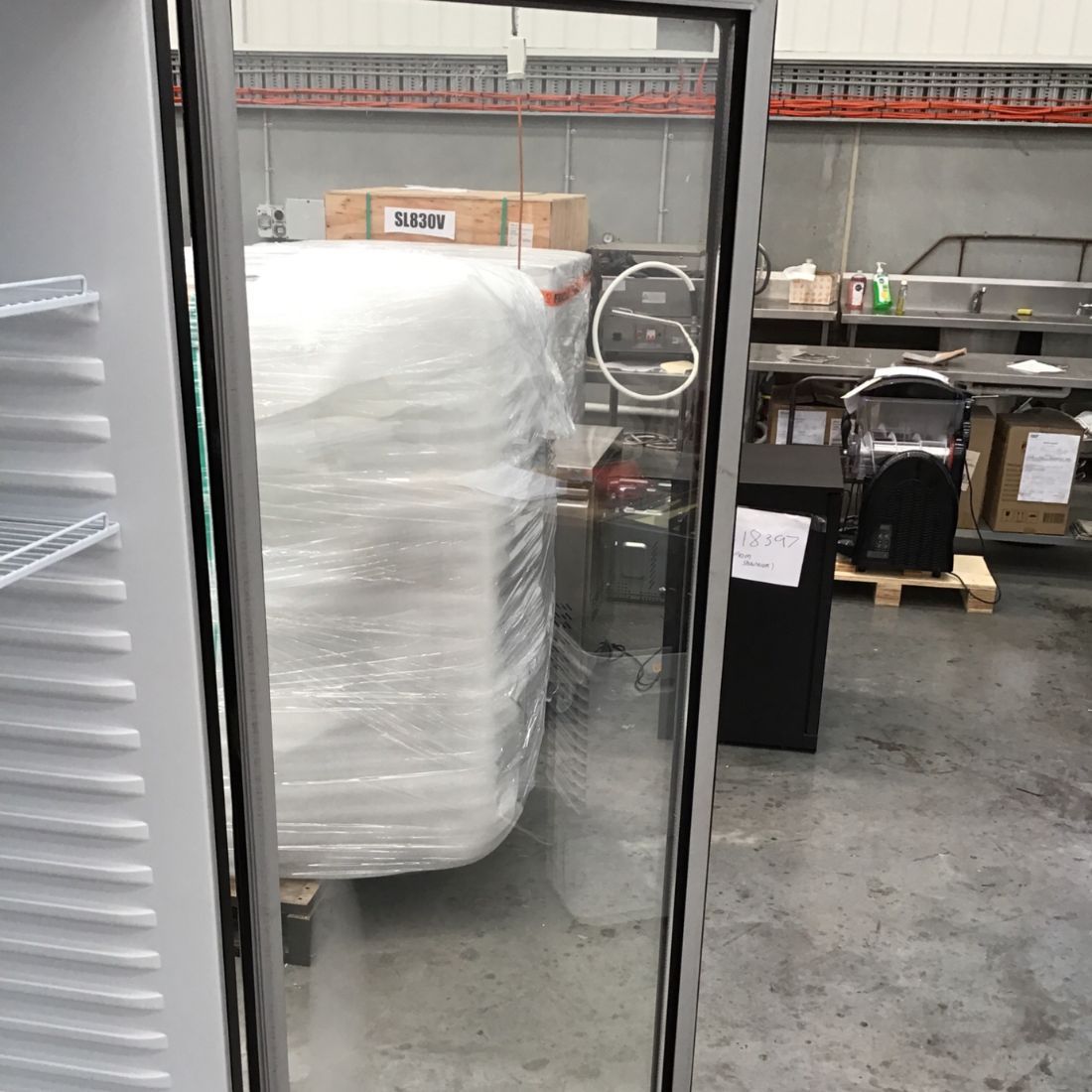 2NDs: Thermaster Upright Glass Door Beverage Fridge - SDC-258B-NSW2099