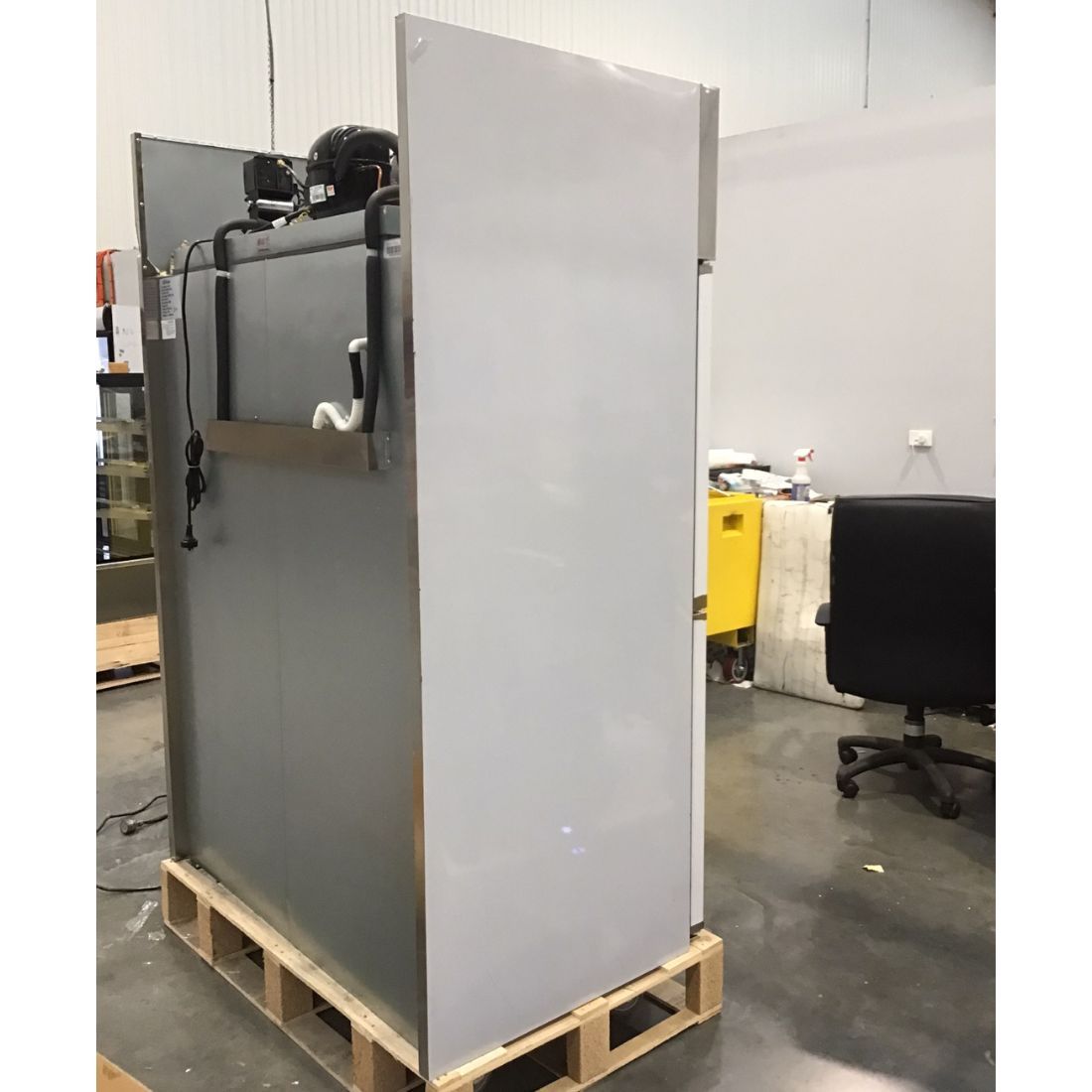 2NDs: TROPICAL Thermaster 4 x Half door SS Freezer SUF1000-NSW2091