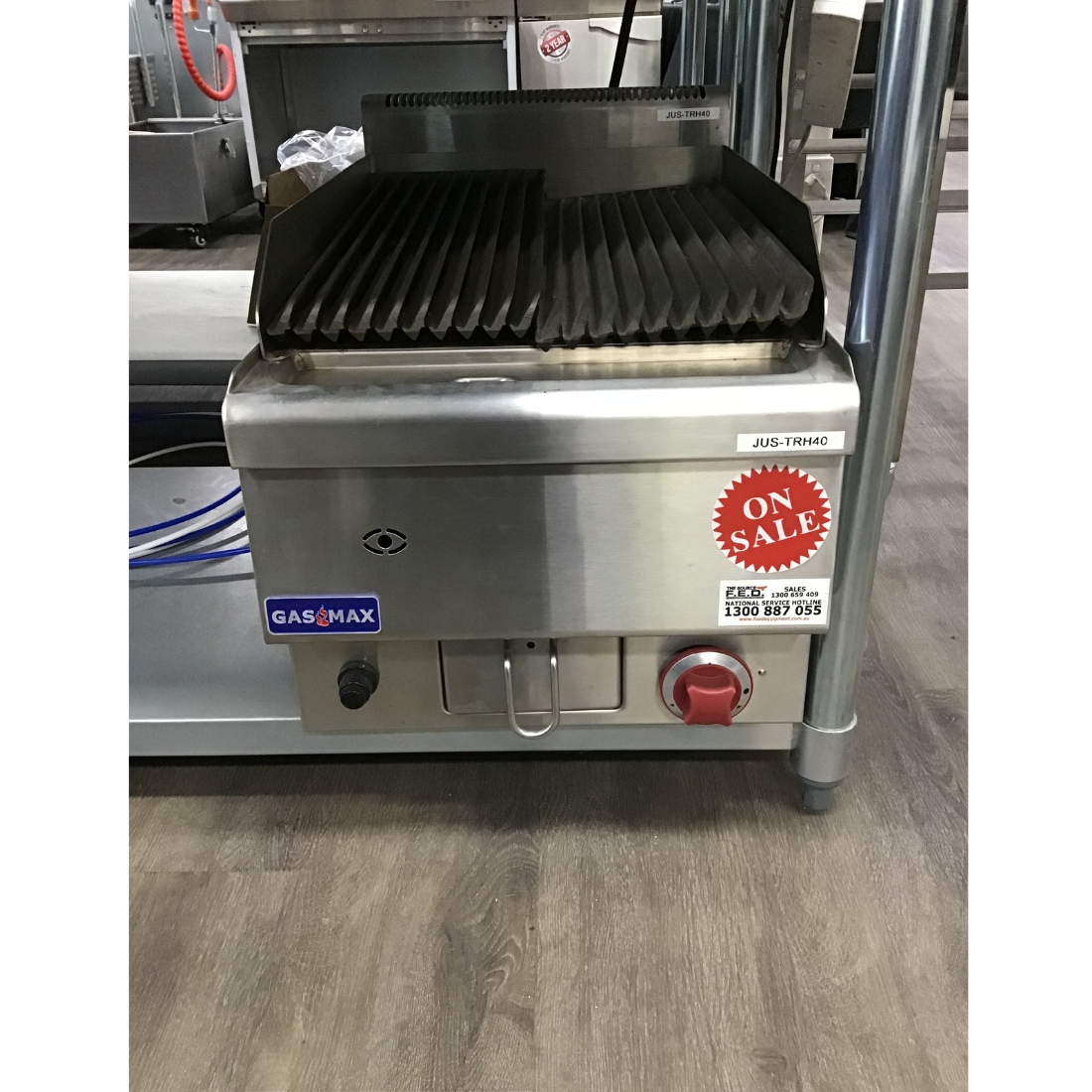 Ex-Showroom: GASMAX Benchtop Gas Lava Rock Grill - JUS-TRH40-VIC1040