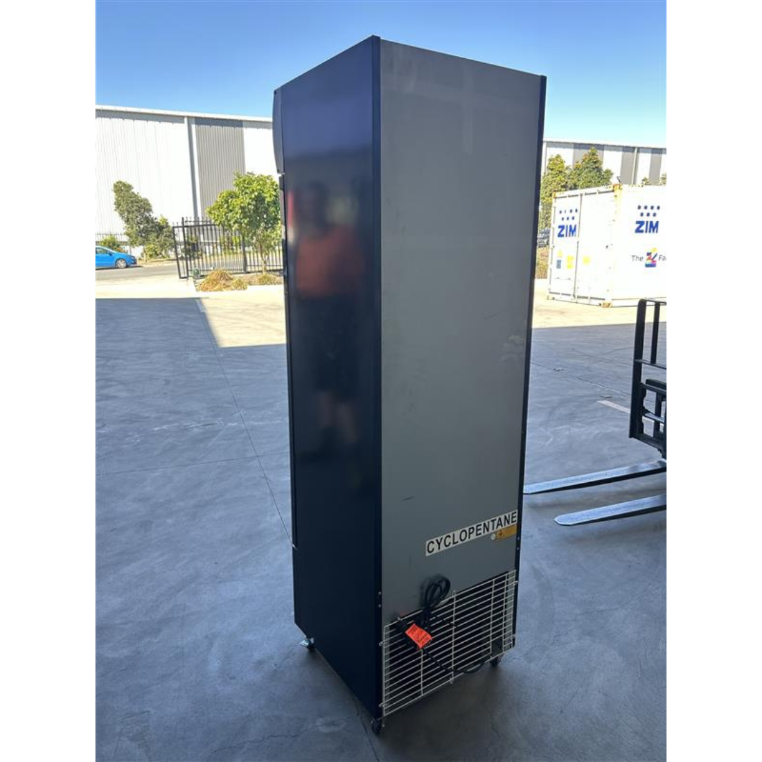 2NDs: Thermaster Single Glass Door Colourbond Upright Drink Fridge - LG-370BP-QLD138