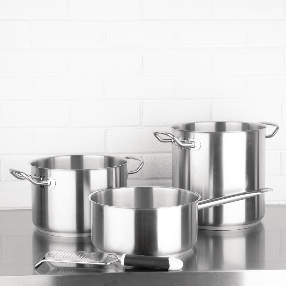 Vogue Saucepan St/St - 240mm