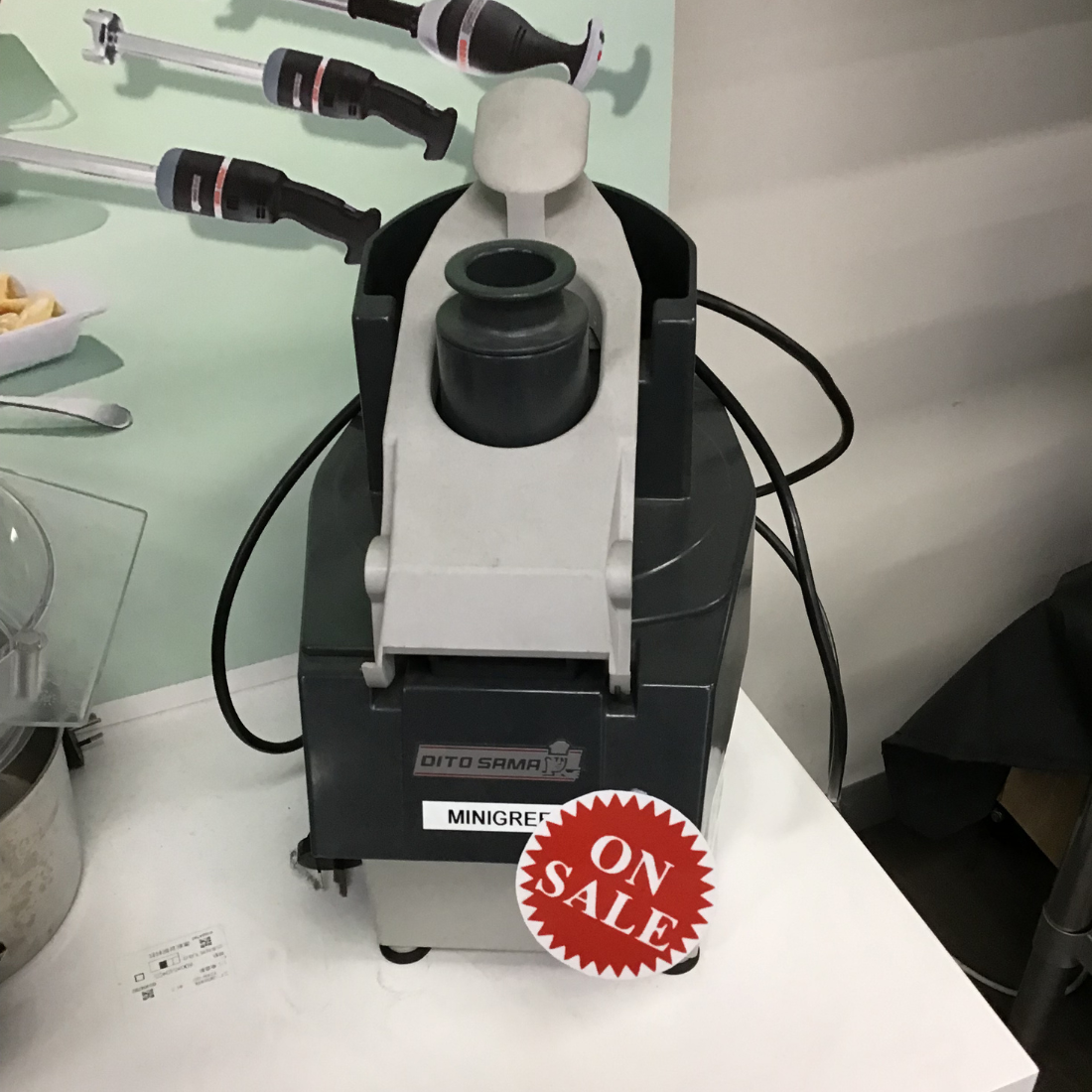 Ex-Showroom: Dito Sama Vegetable slicer single speed 250w - Minigreen-VIC1049