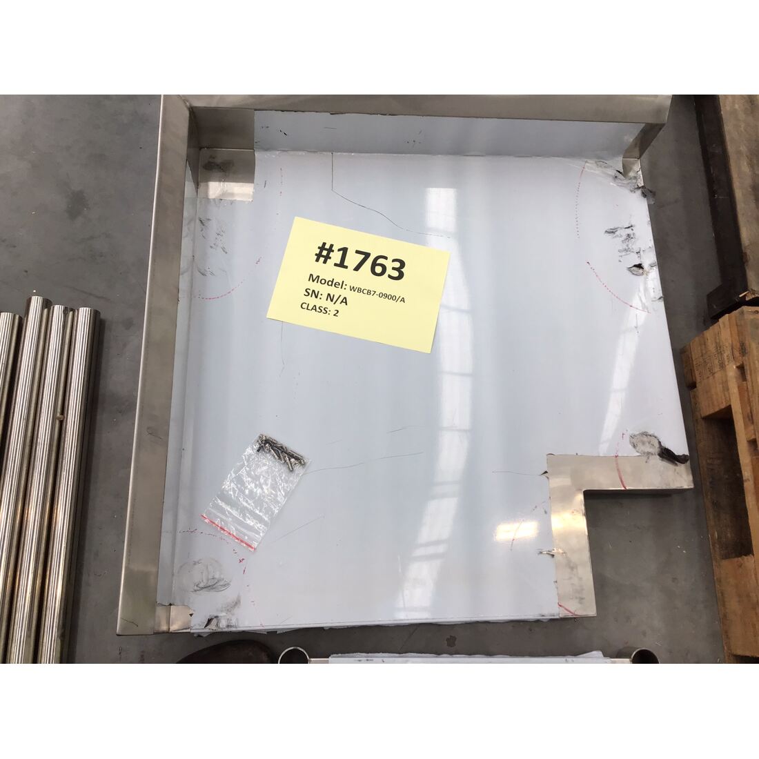 2NDs: Modular System Corner Workbench, 150mm Splashback & Undershelf WBCB7-0900/A-NSW1763