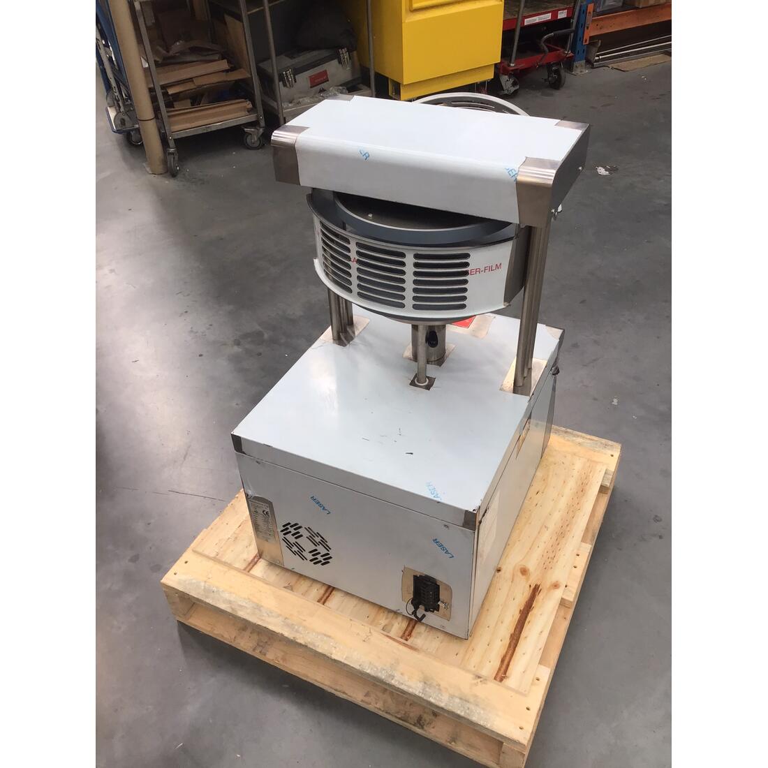 Ex-Showroom: Pizza Dough Former Flat Edge PF33A-NSW1860