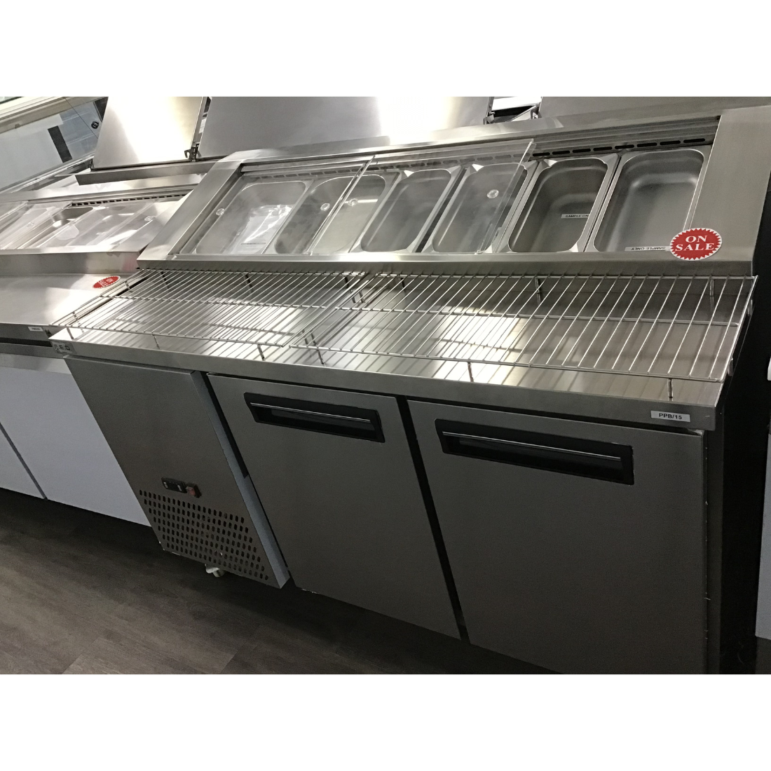 Ex-Showroom: Thermaster two door DELUXE Pizza Prep Bench - PPB/15-VIC1061