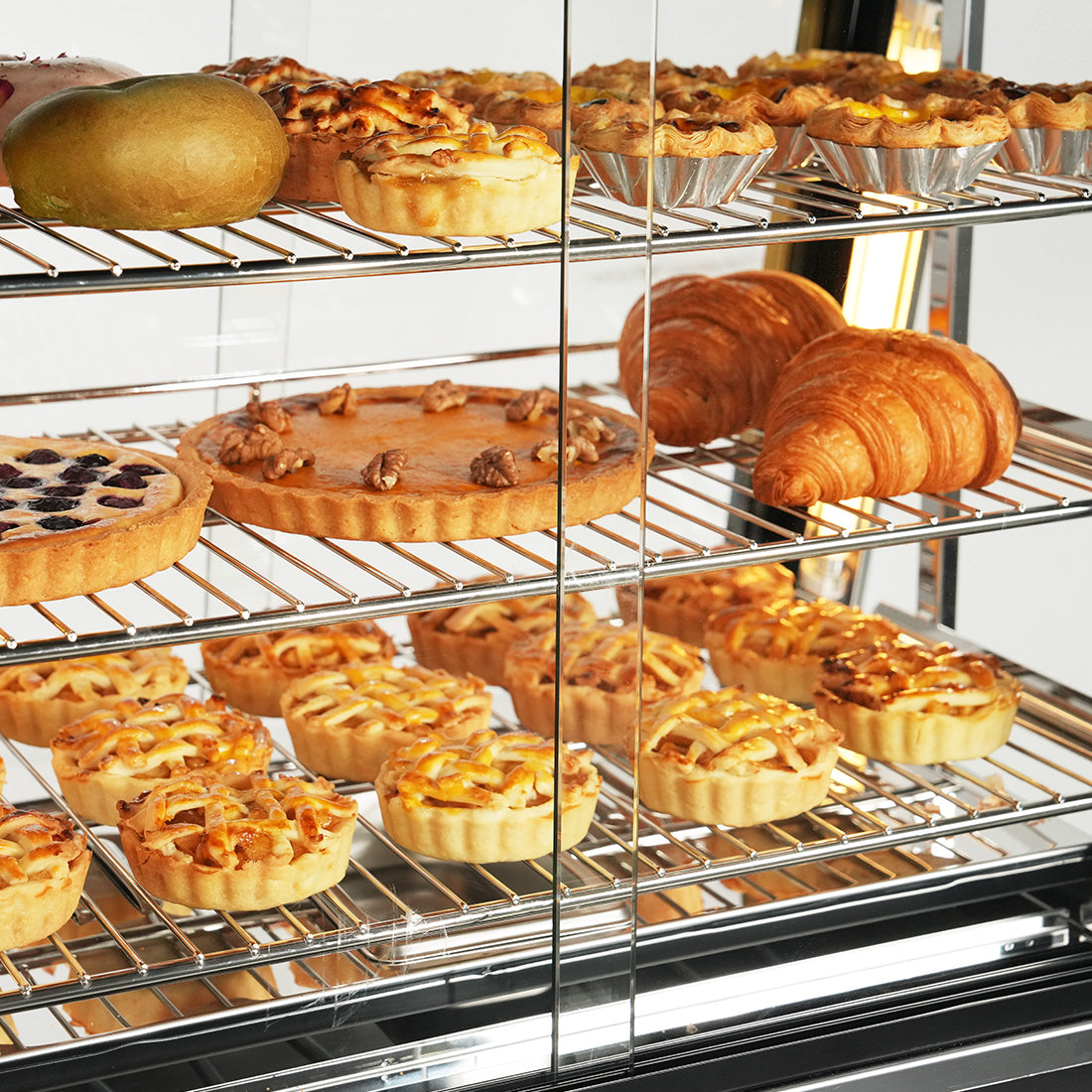 Benchstar Pie Warmer and Hot Food Display 100 Pies - PW-RT/1200/1E