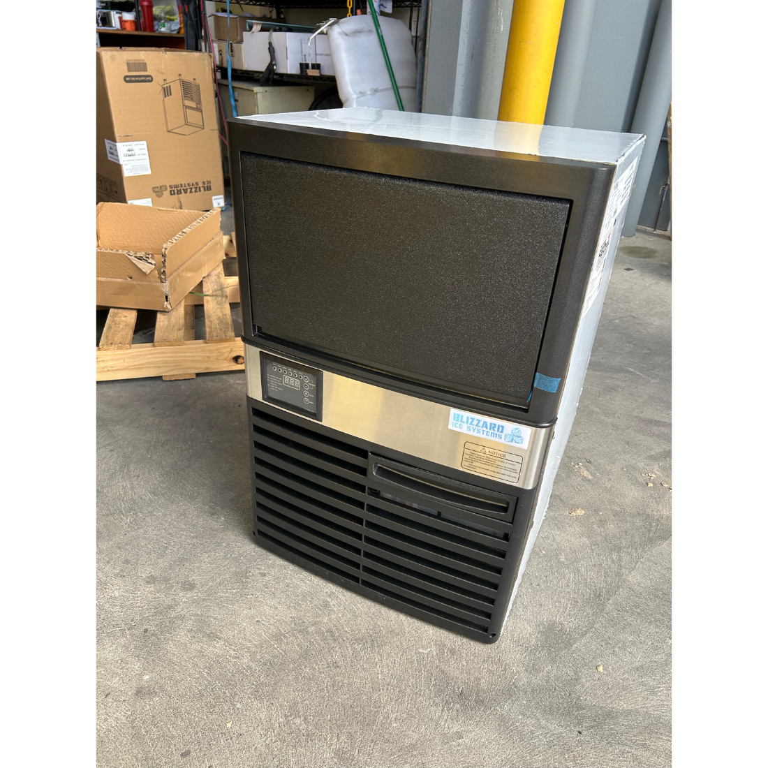 Ex-Showroom: Blizzard Under Bench Ice Maker Air Cooled - SN-80P-QLD124
