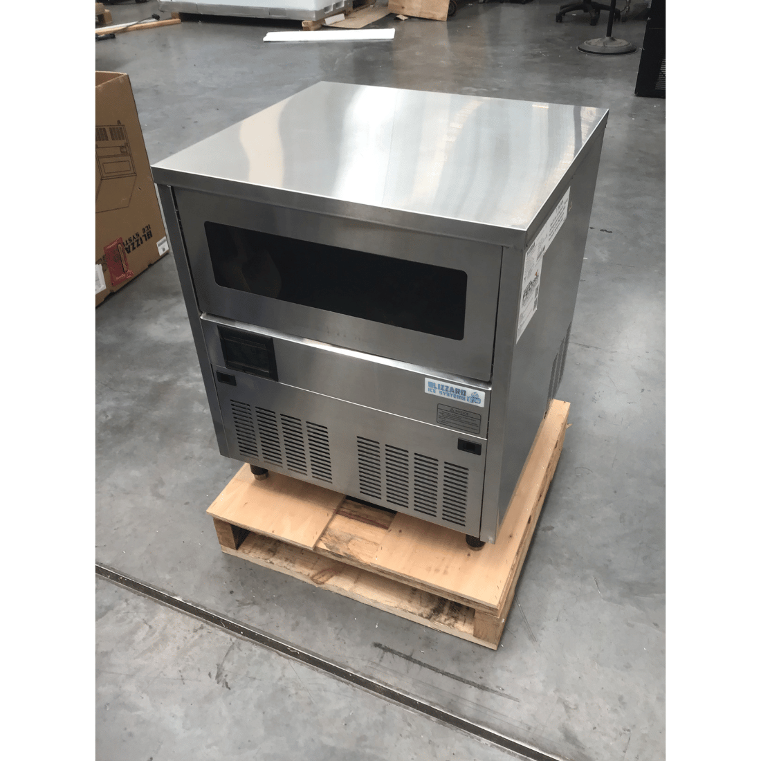 2NDs: Blizzard Under Bench Ice Maker Air Cooled - SN-81B-NSW1949