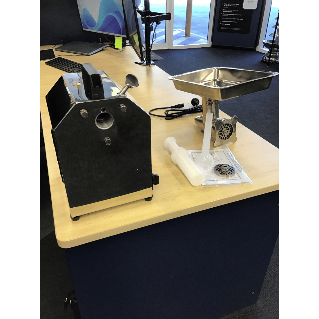 2NDs: Matador Heavy Duty Meat Mincer - TC12-QLD372