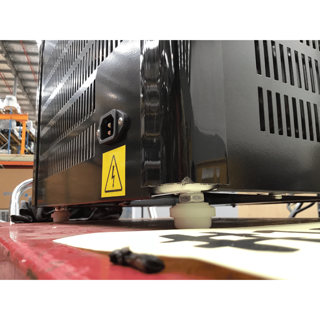 2NDs: Thermaster Four-Sided Countertop Beverage Display Fridge Black - TCBD78B-NSW1960