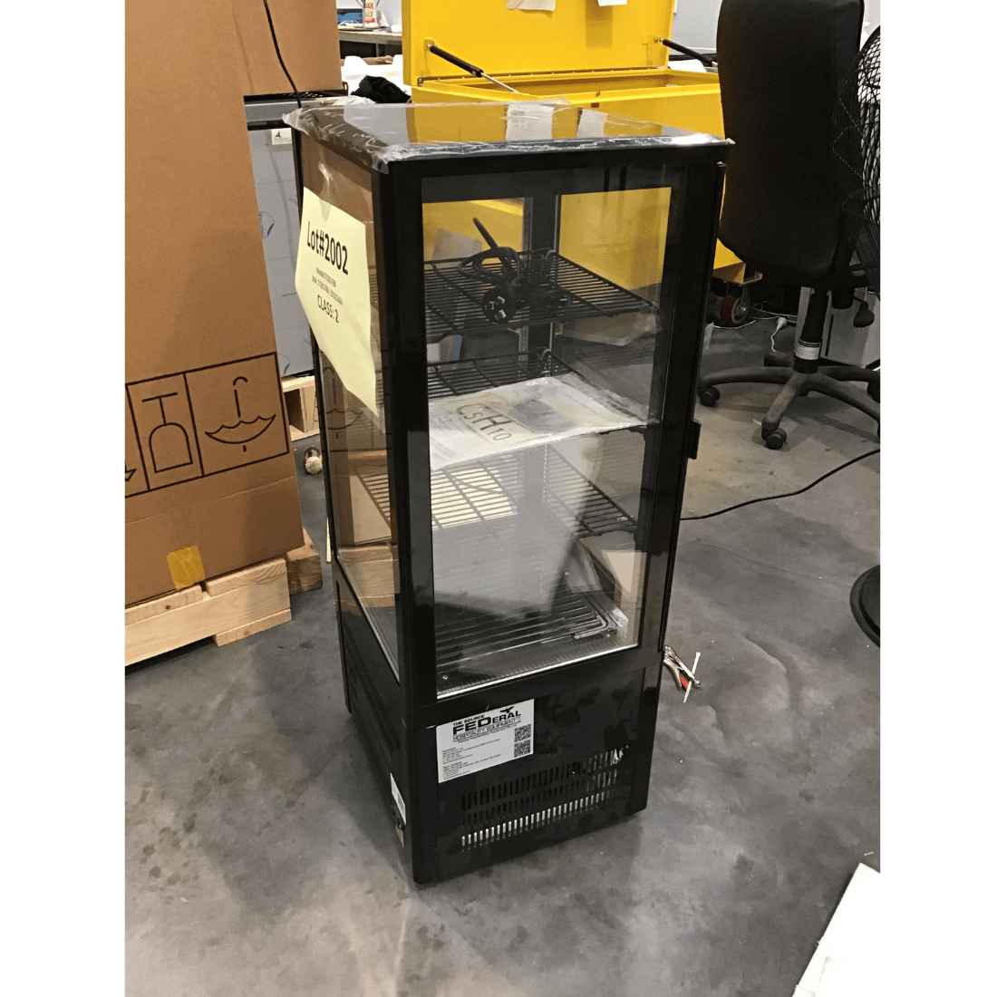 2NDs: Thermaster Four-Sided Countertop Beverage Display Fridge Black - TCBD78B-NSW2002