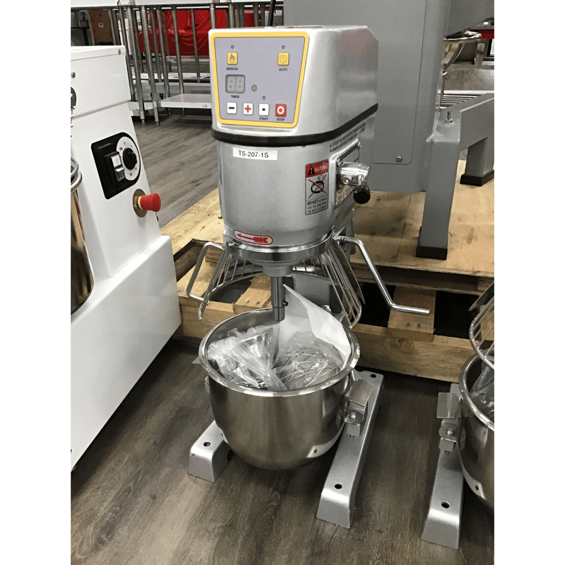Ex-Showroom: Tyrone 10 Litre Heavy Duty Mixer - TS207-1/S-VIC692