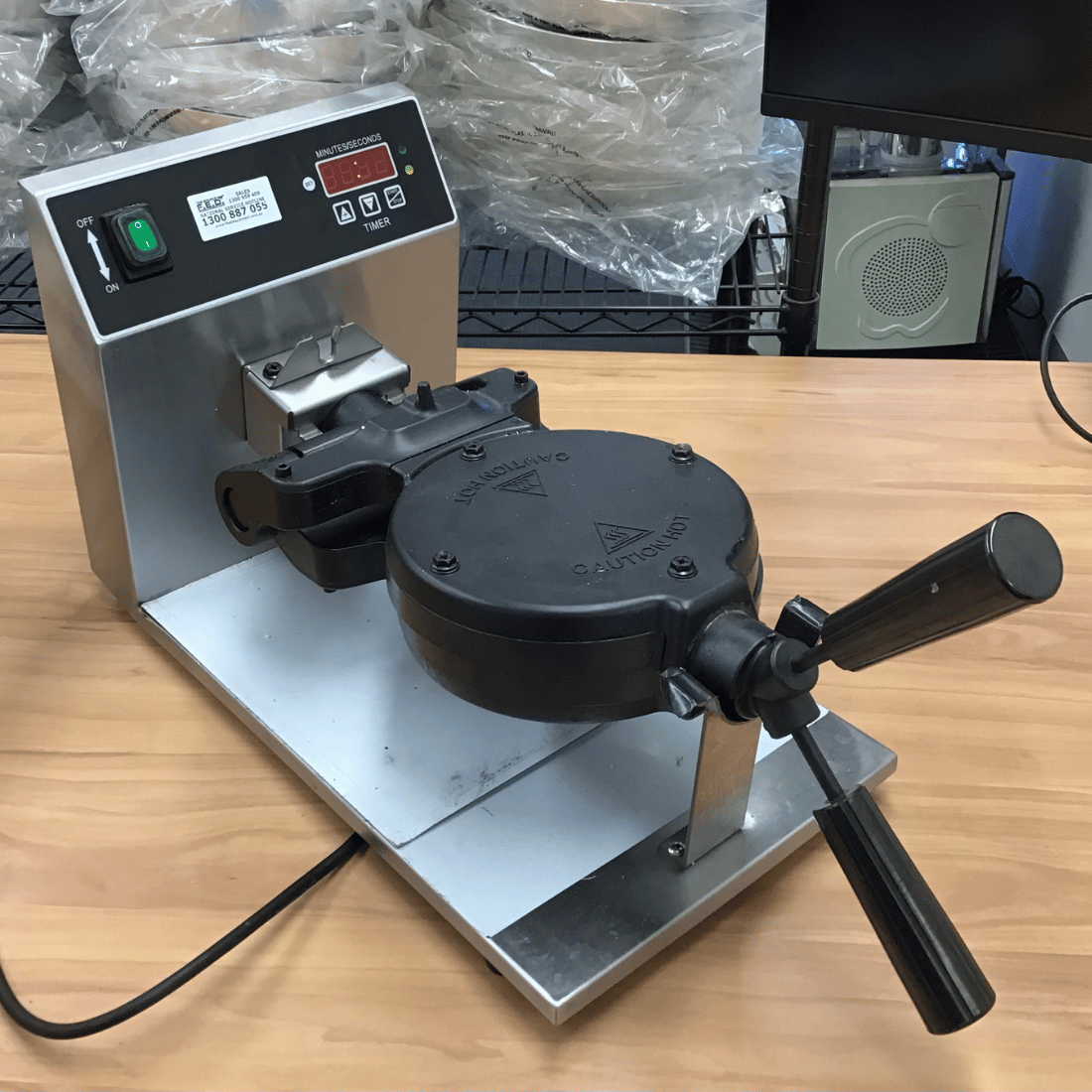 2NDs: Benchstar Waffle Maker - WB-04A-QLD336