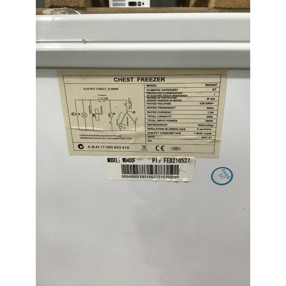 2NDs: Thermaster Heavy Duty Chest Freezer with Glass Sliding Lids - WD-400F-QLD329