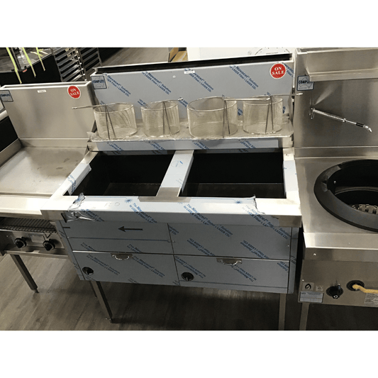Ex-Showroom: Complete Gas Fish and Chips Fryer - WFS-2/18-VIC690