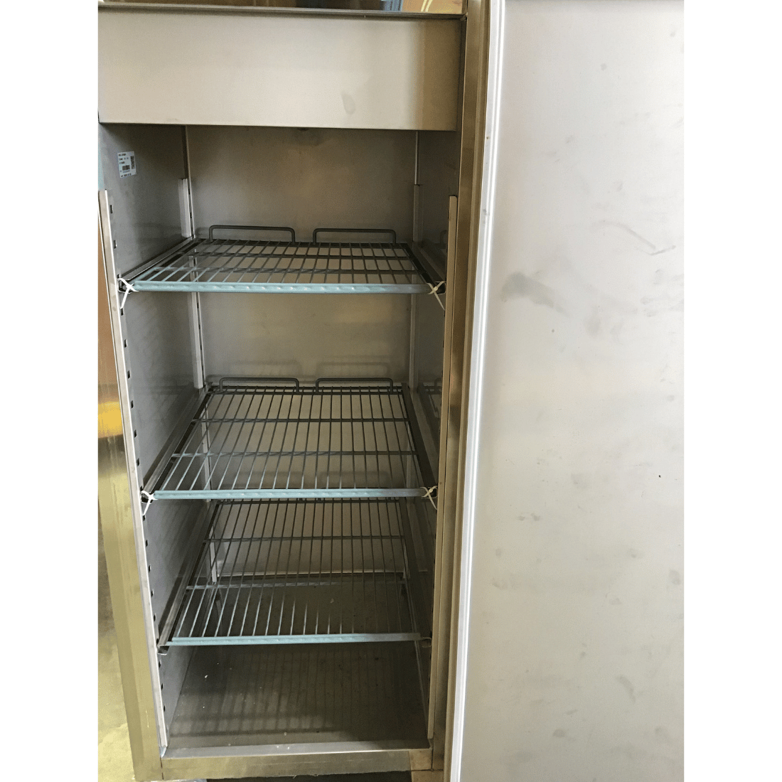 2NDs: FED-X S/S Single Full Door Upright Freezer - XURF600SFV-QLD304